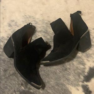 Western inspired cutout boots